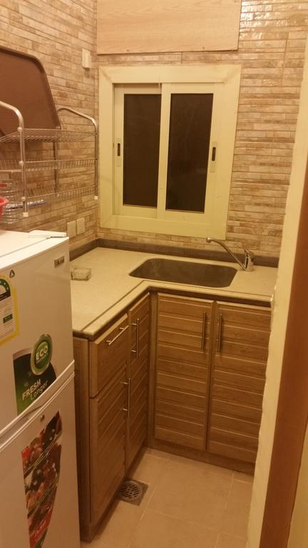 المسرة سكن للعزاب فقط Yanbu Bagian luar foto