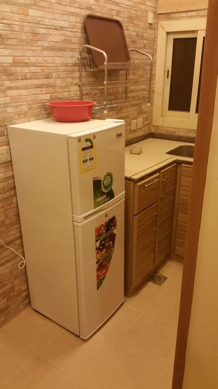 المسرة سكن للعزاب فقط Yanbu Bagian luar foto