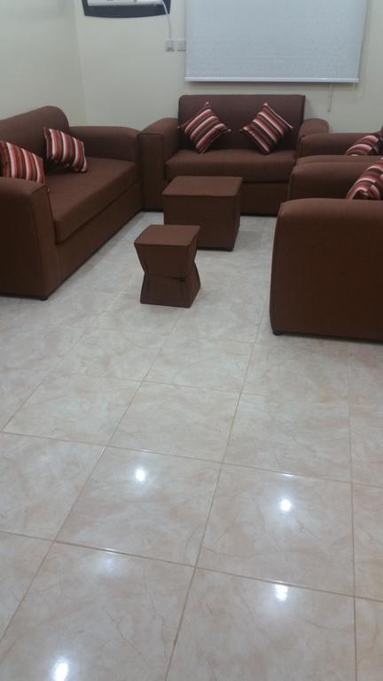المسرة سكن للعزاب فقط Yanbu Bagian luar foto