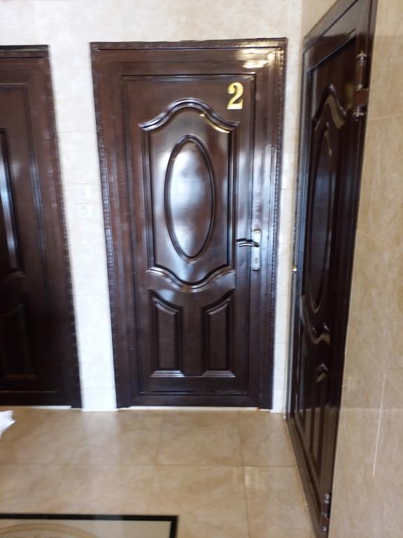 المسرة سكن للعزاب فقط Yanbu Bagian luar foto